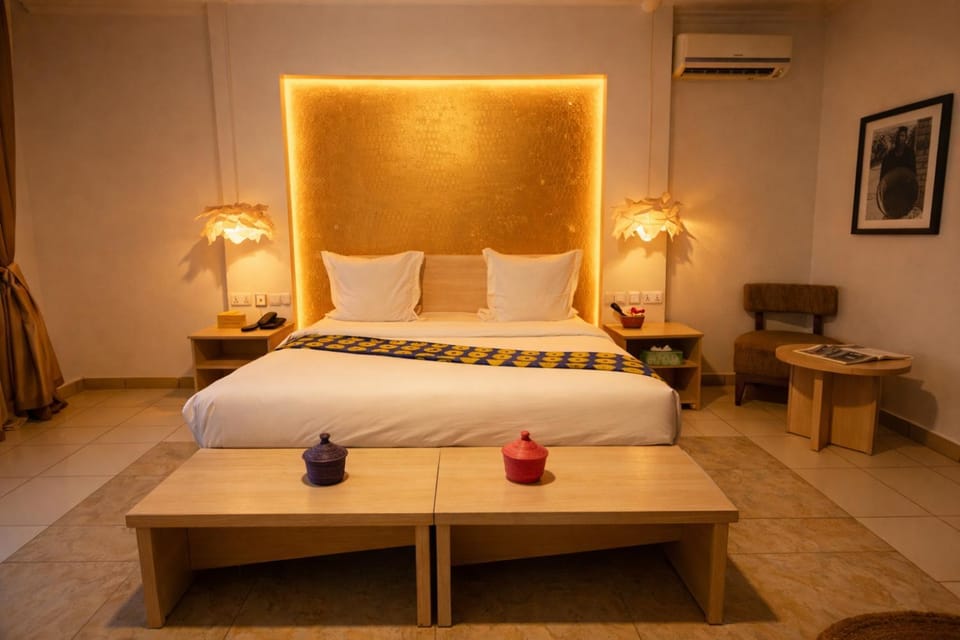 Bed, Photo of the whole room, Bedroom, air conditioner