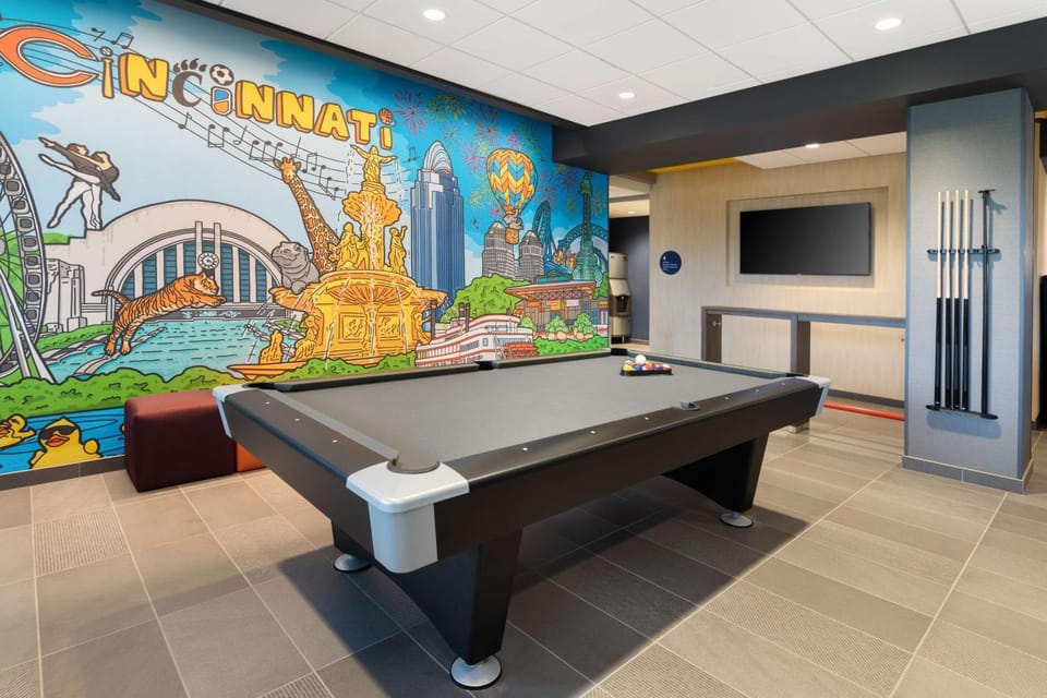 Billiard, Lobby or reception