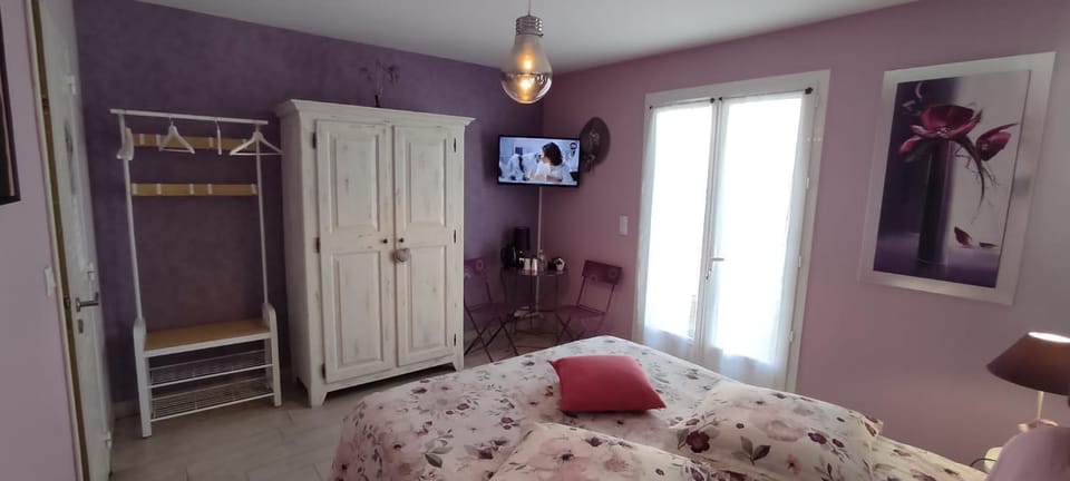 Chambres d'Hôtes Aube de Lune Bed and Breakfast in Nouvelle-Aquitaine