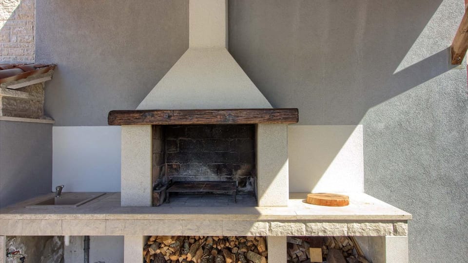 Charming Villa Verde with private pool in Pula, extra POOL HEATING by WiiBuk Villa in Pula