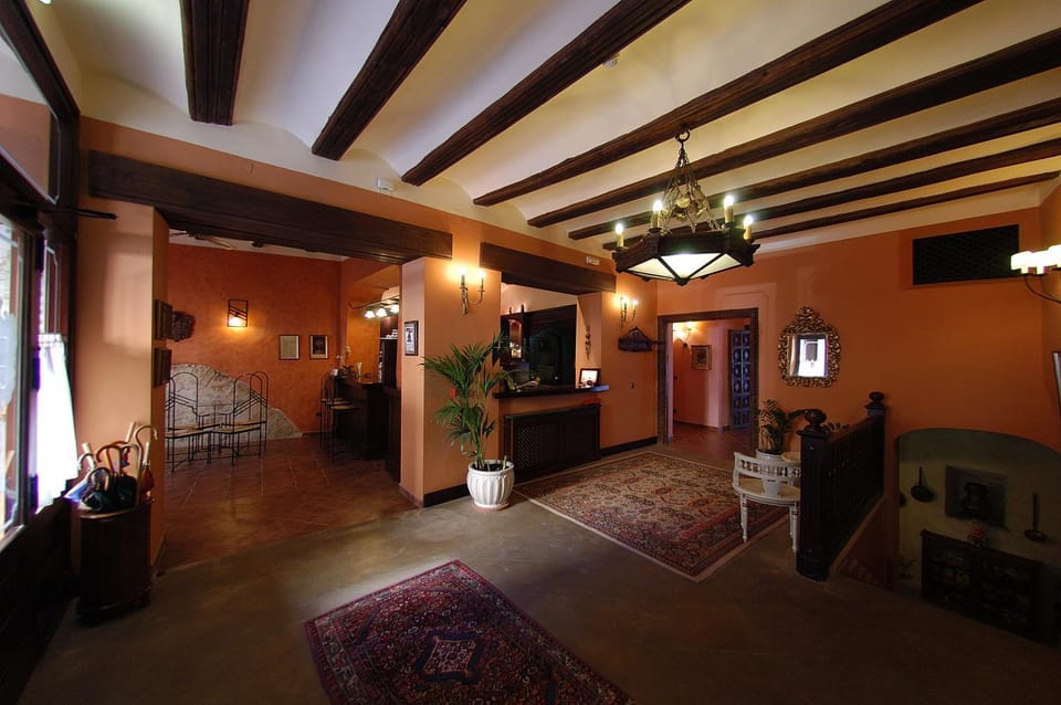 Lobby or reception, Lounge or bar