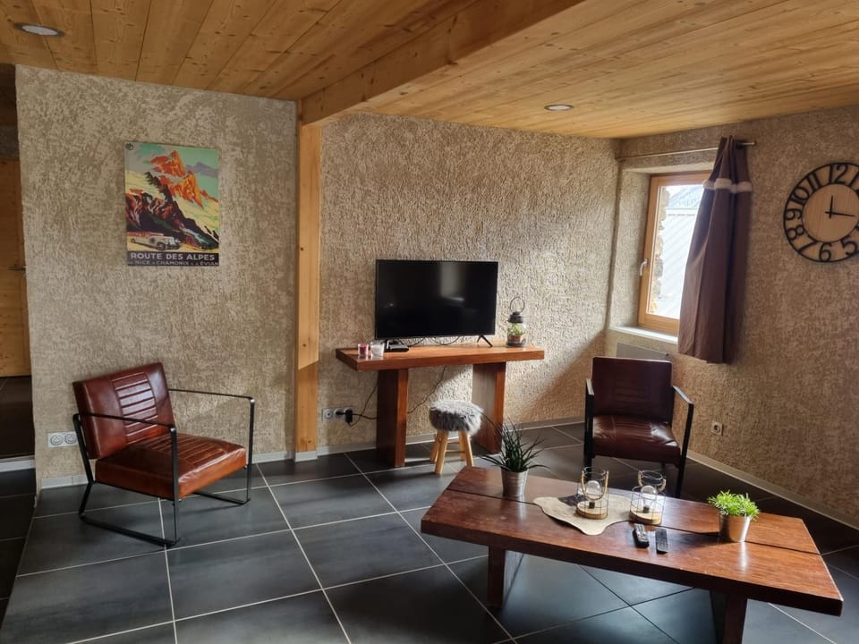 Chez Papy - Grand Appart Entirely renovated Ventelon La Grave La Meije House in La Grave