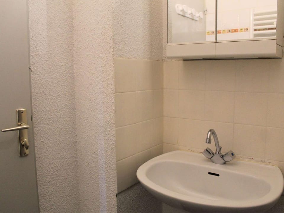 Studio cosy pour 2 à Vars Les Claux, proche des pistes et commerces - FR-1-330B-119 Apartment in Provence-Alpes-Côte d'Azur