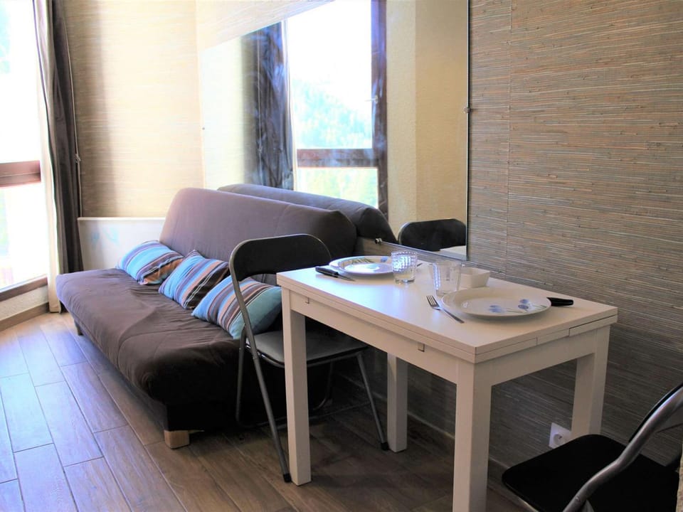 Studio cosy pour 2 à Vars Les Claux, proche des pistes et commerces - FR-1-330B-119 Apartment in Provence-Alpes-Côte d'Azur