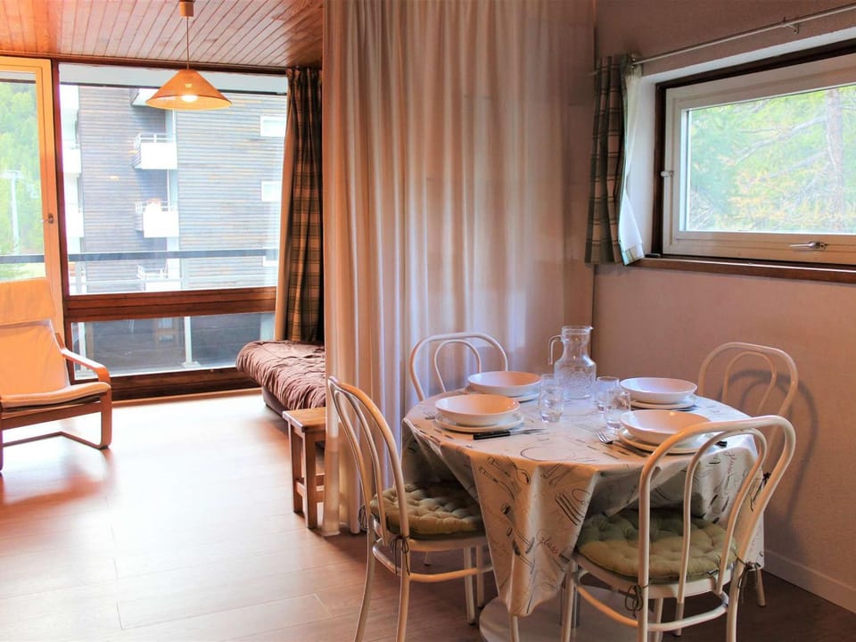 Studio 4 personnes au centre de Vars Les Claux - FR-1-330B-115 Apartment in Provence-Alpes-Côte d'Azur