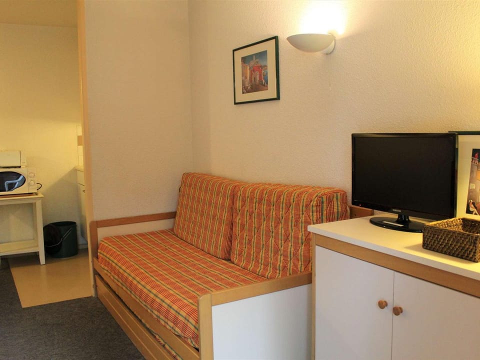 Studio cosy à Vars - 200m pistes et commerces - FR-1-330B-104 Apartment in Piedmont
