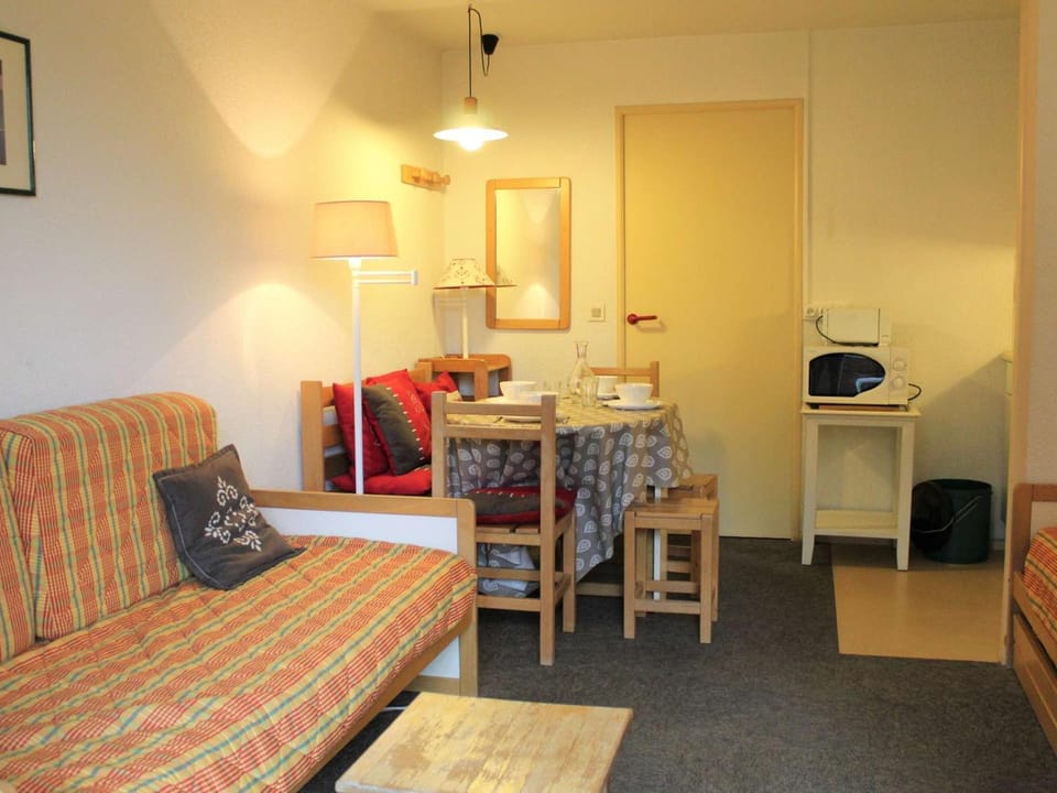 Studio cosy à Vars - 200m pistes et commerces - FR-1-330B-104 Apartment in Piedmont