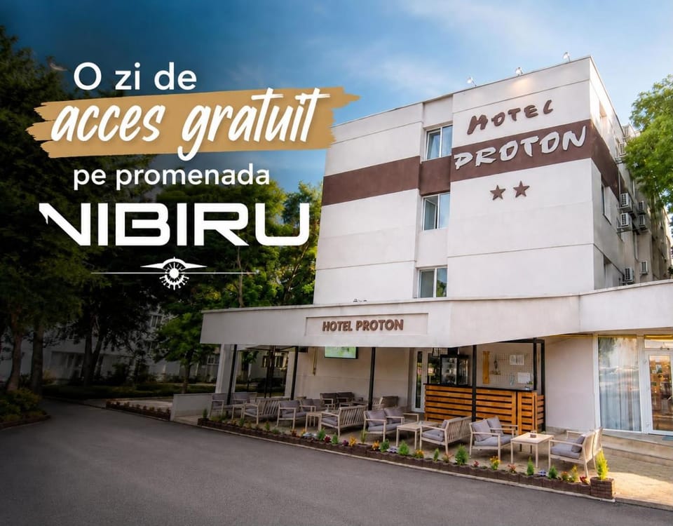 Property building, Day, Street view