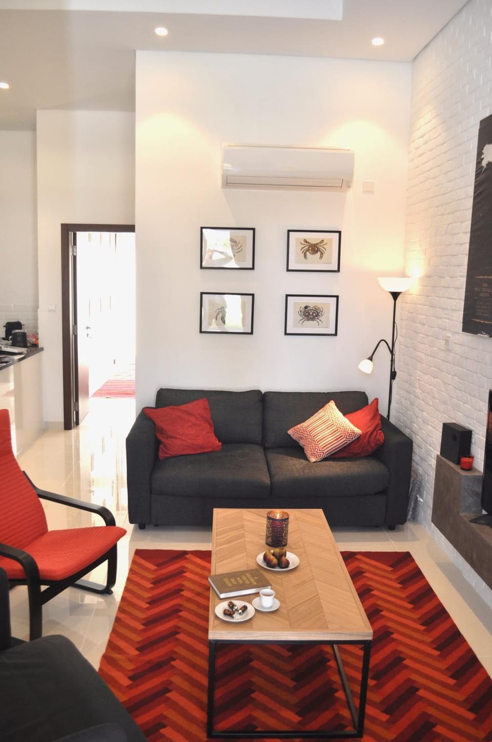 Bed, Living room, Seating area