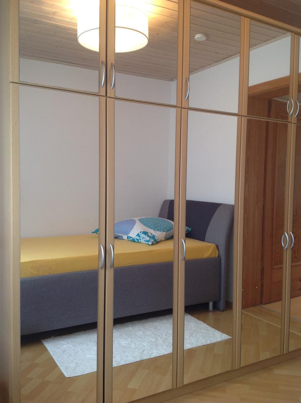 Bed, Photo of the whole room
