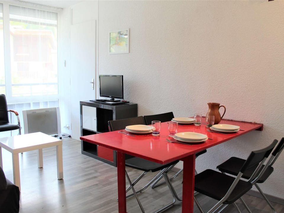 Appartement idéal pour 4 à Vars, proche pistes et commerces, parking inclus - FR-1-330B-94 Apartment in Piedmont