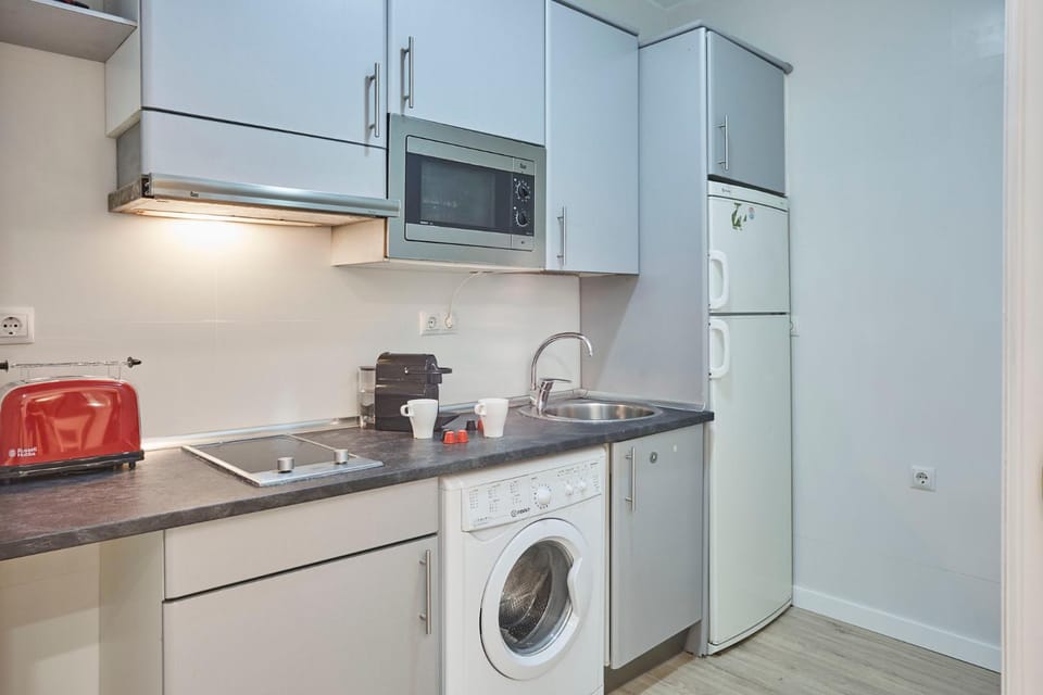 LEEWAYS APARTMENT in SAN BERNARDO Apartment in Centro
