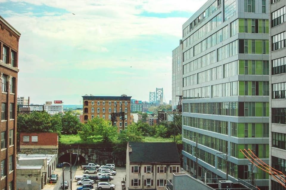 Billy Penn Studio at Kestrel Hotel Apartment in Philadelphia