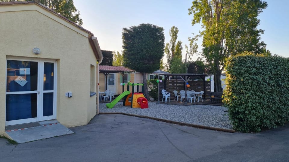 Kids's club