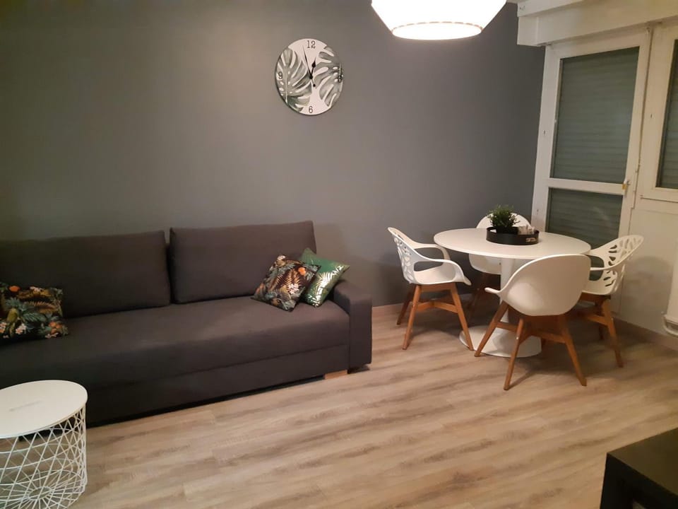 Jungle Apartment in Metz