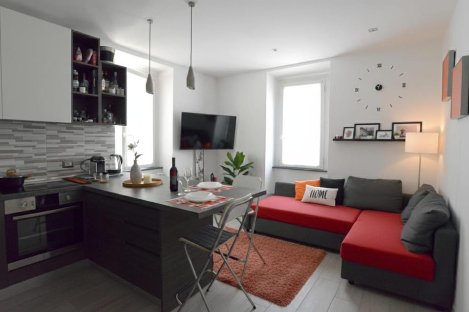 TV and multimedia, Kitchen or kitchenette, kitchen