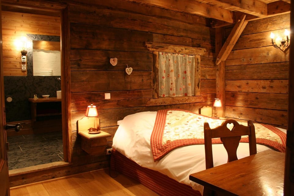 Chalet-Hôtel Neige et Roc, The Originals Relais Hotel in Samoëns