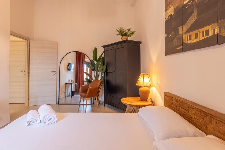 Bed, Photo of the whole room, Bedroom, towels, wardrobe
