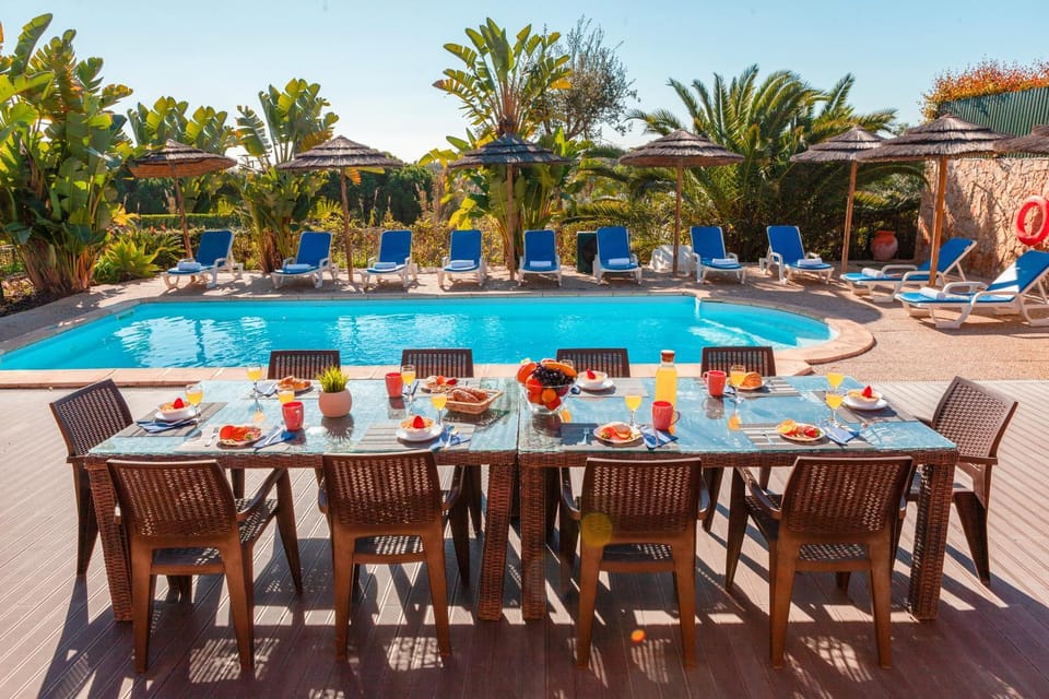 Patio, Day, Dining area, Pool view, Swimming pool, sunbed