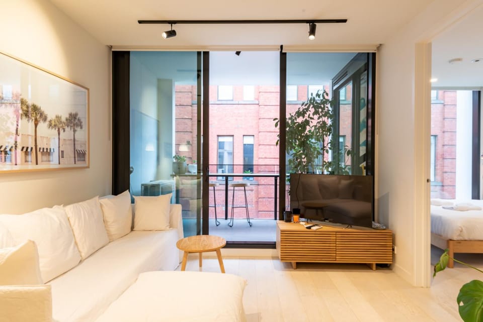 Trendy 1 Bedroom Apartment in the Heart of Collingwood Apartment in Melbourne