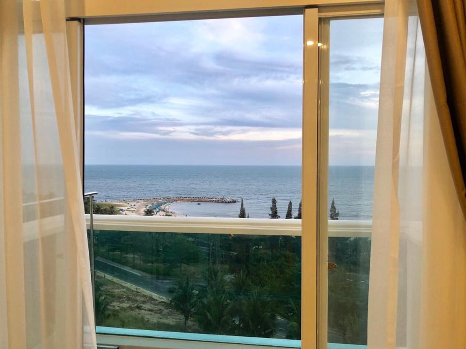 Natural landscape, View (from property/room), Balcony/Terrace, Sea view