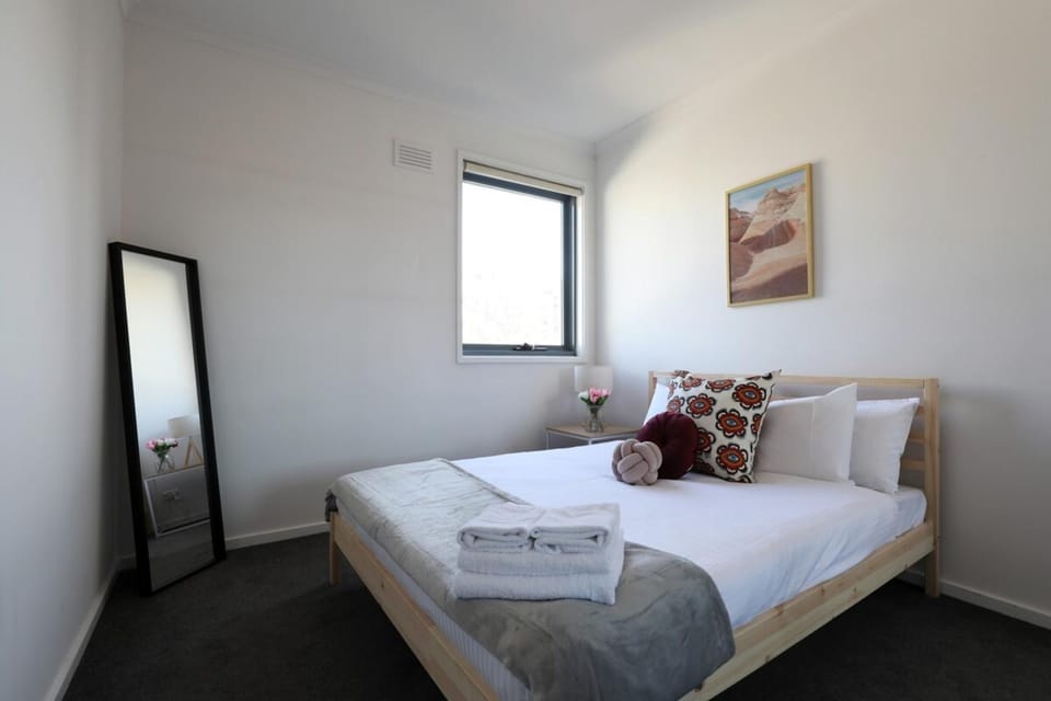 Extra Large 2 Bedroom Apartment in Melbournes Southbank Apartment in Southbank
