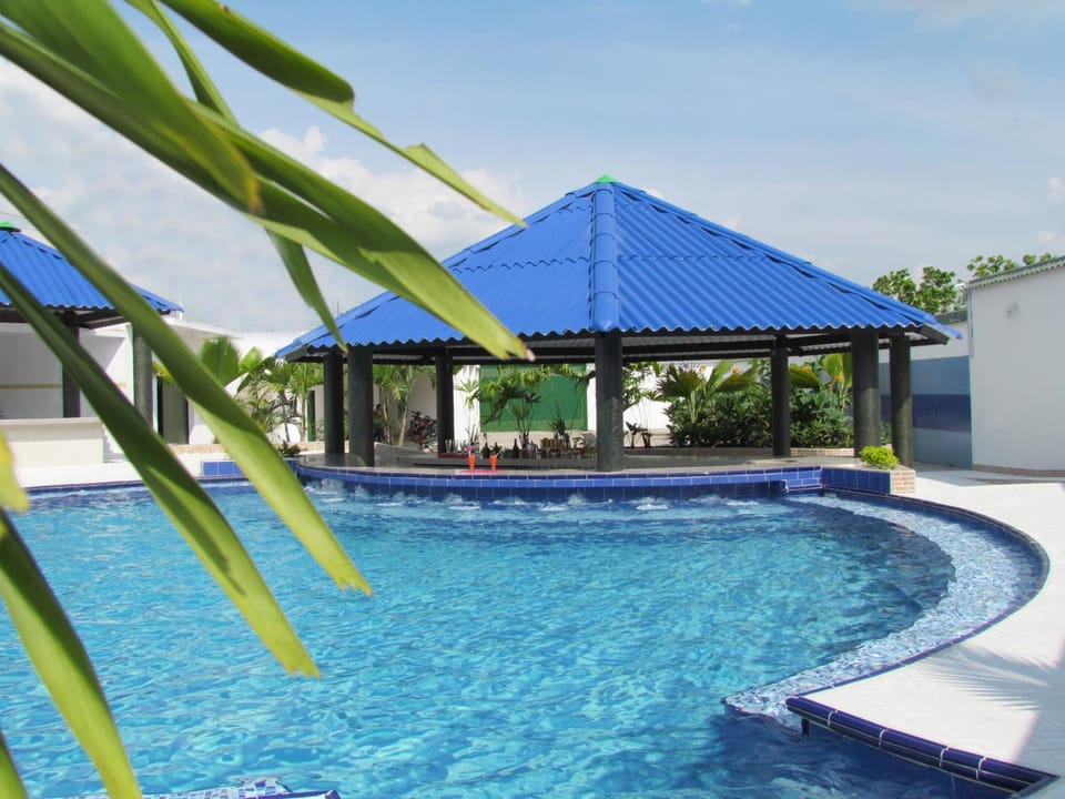 Swimming pool