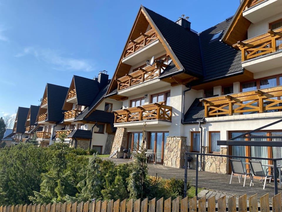 Property building, Day