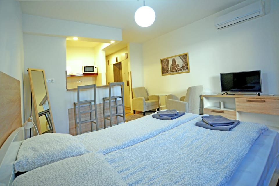 A Blok A6 Apartment in Belgrade