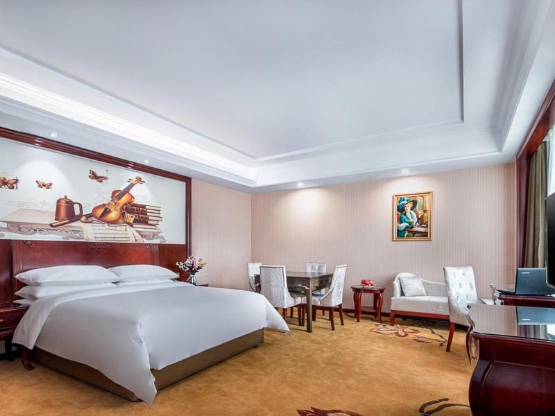 Vienna hotel ( maanshan park post golden eagle international shop) Hotel in Nanjing