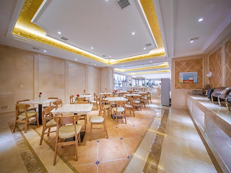 vienna hotel (HuaZhong Agricultural University in South Lake Store) Hotel in Wuhan