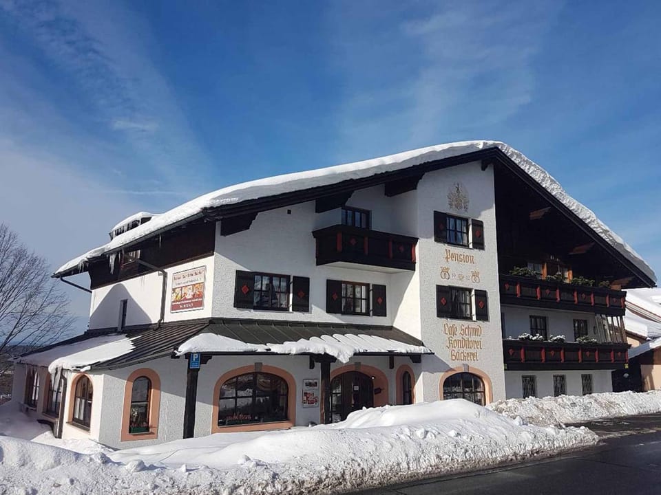 Property building, Winter