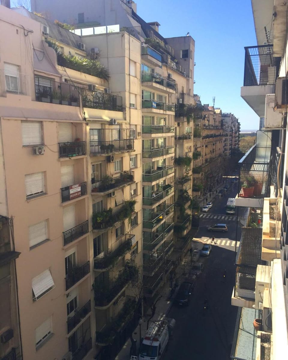 Neighbourhood, Street view