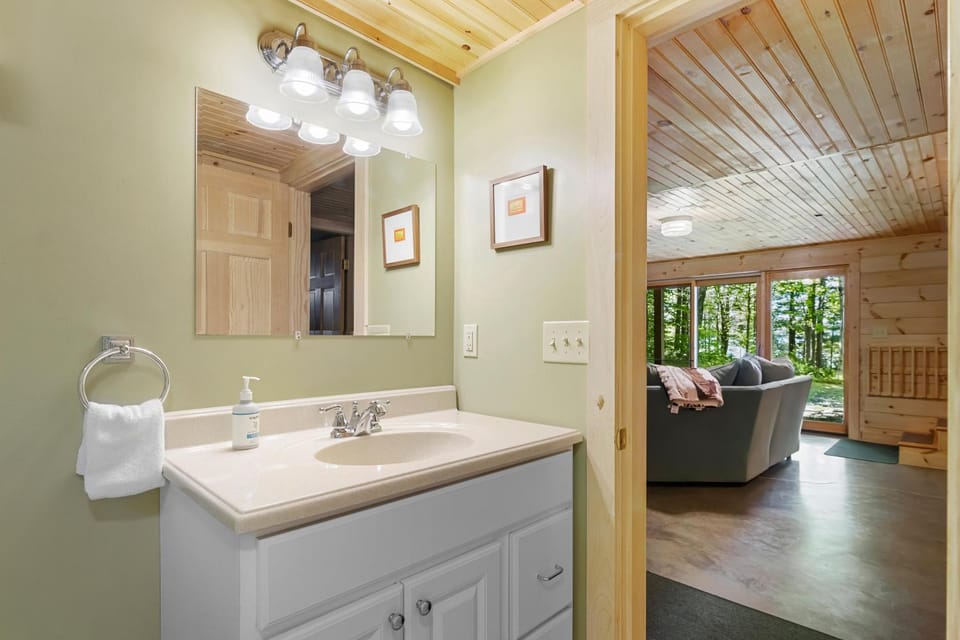 Bathroom, Bath