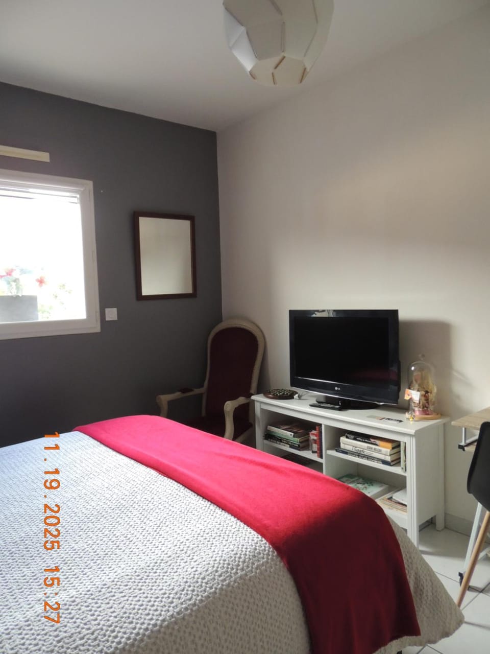 Les Coquelicots Chambre d' hote avec grand lit et salle d'eau privative pour une persone ou un couple Bed and Breakfast in Brittany