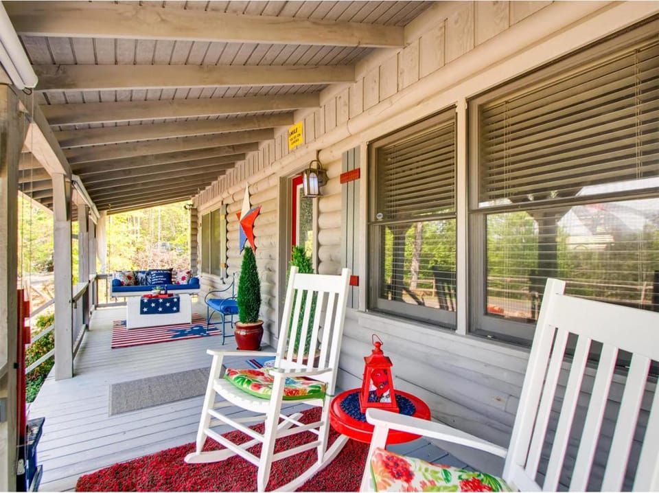 Hanky Panky Cabin Cabin in Sevier County
