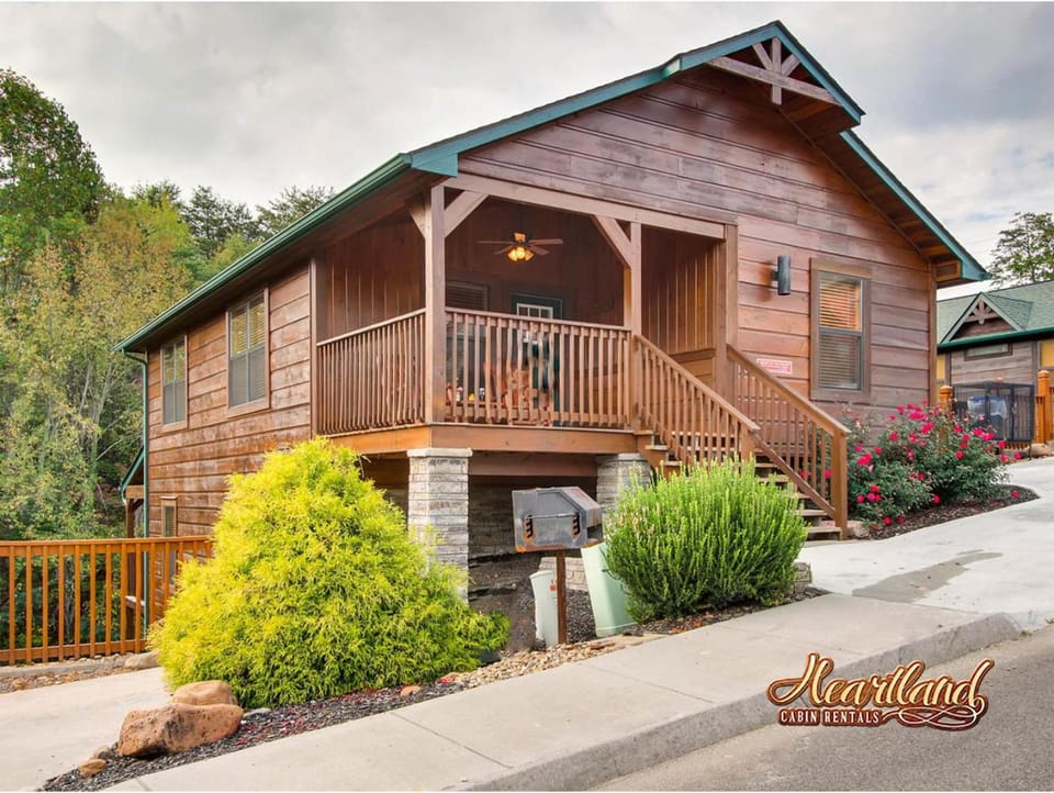 Southern State of Mind Chalet in Pigeon Forge