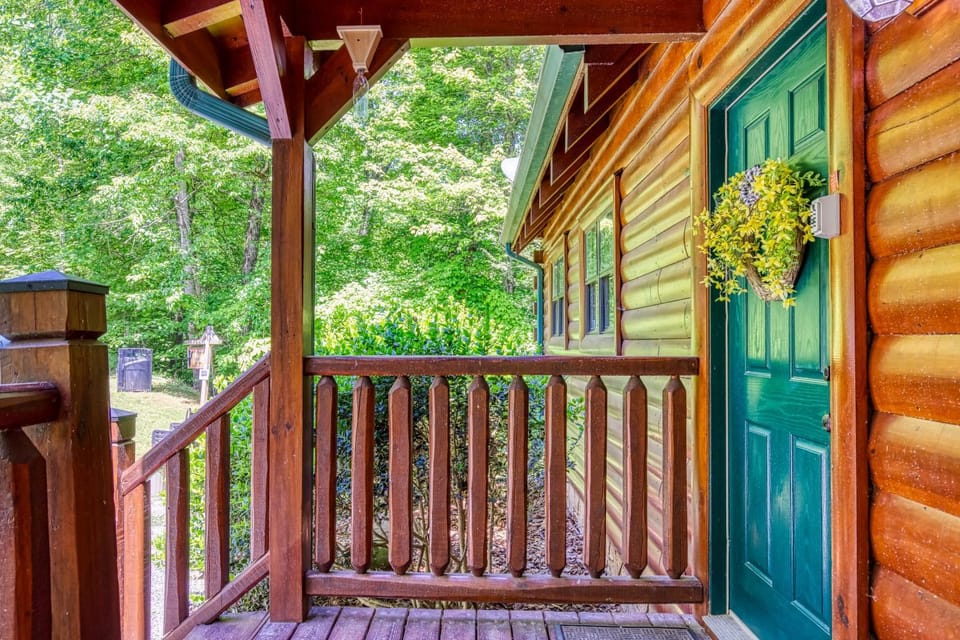 Sweet Dreams Chalet in Sevier County