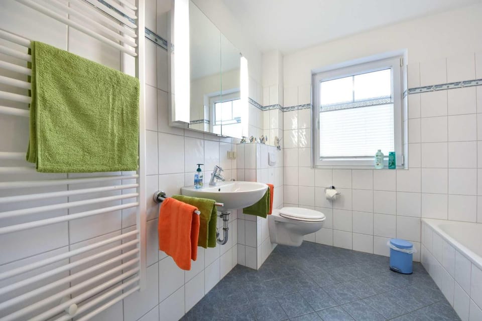 Toilet, Bathroom
