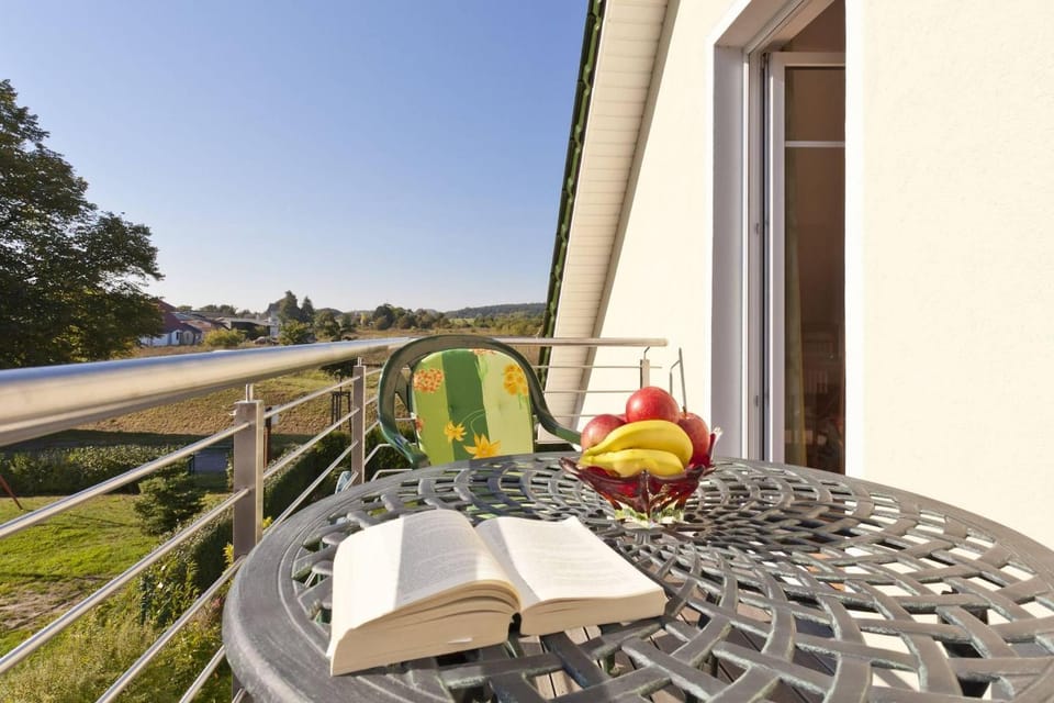 View (from property/room), Balcony/Terrace, Seating area, Garden view