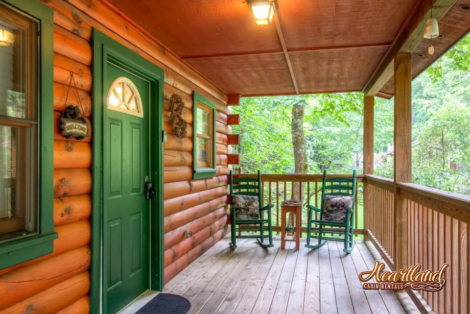 Romantic Retreat Chalet in Gatlinburg