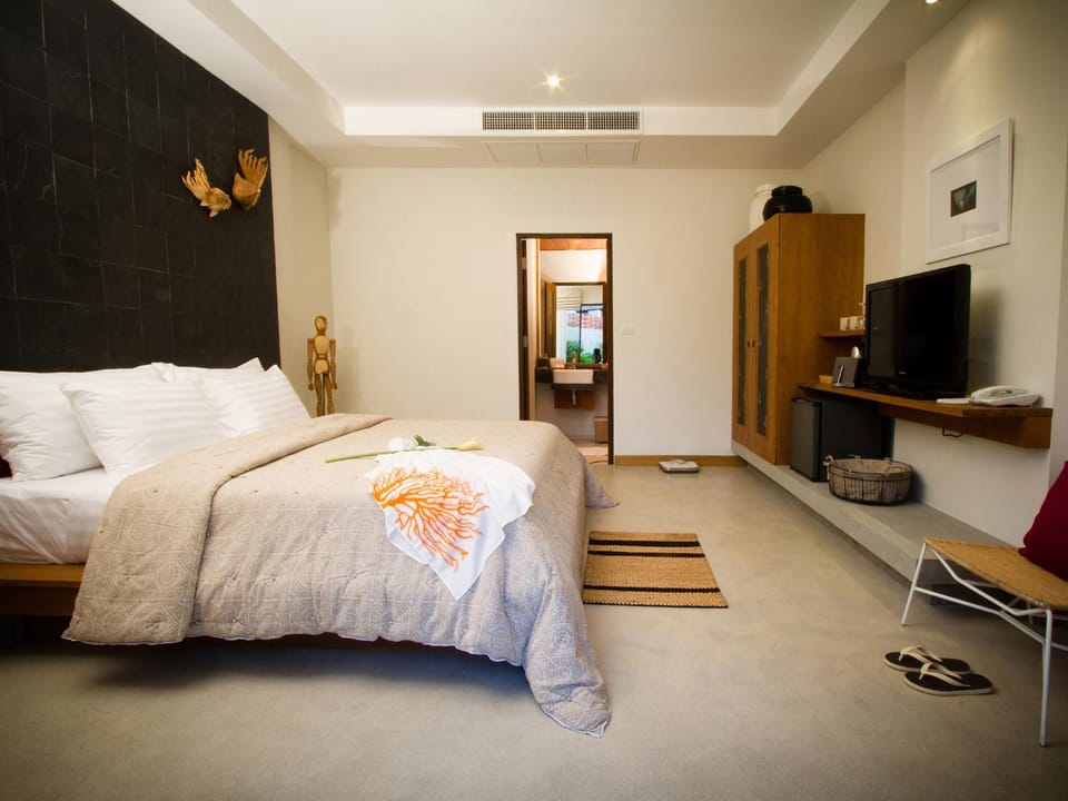 Bedroom, Swimming pool