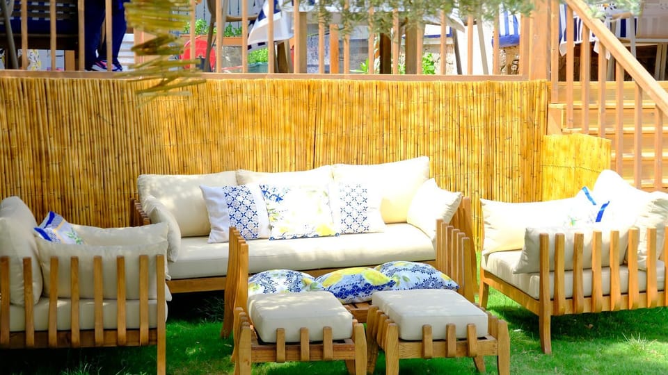Seating area