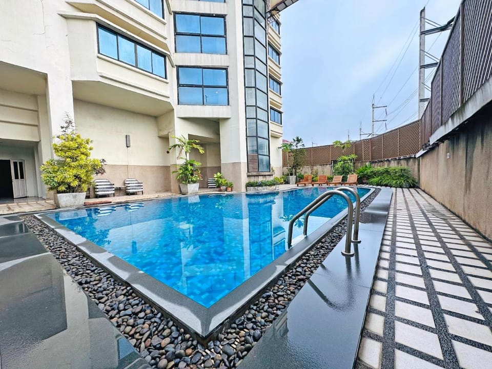 Pool view, Swimming pool