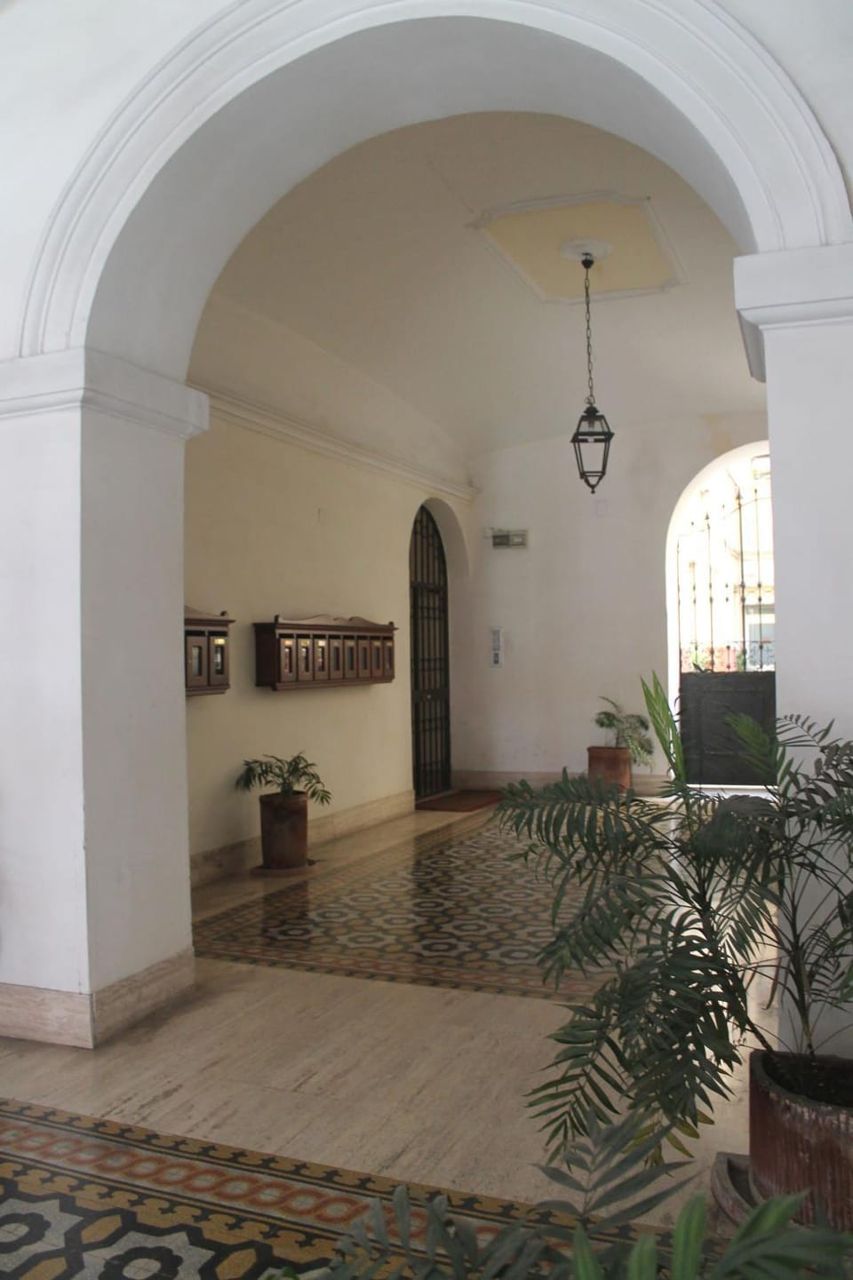 Facade/entrance