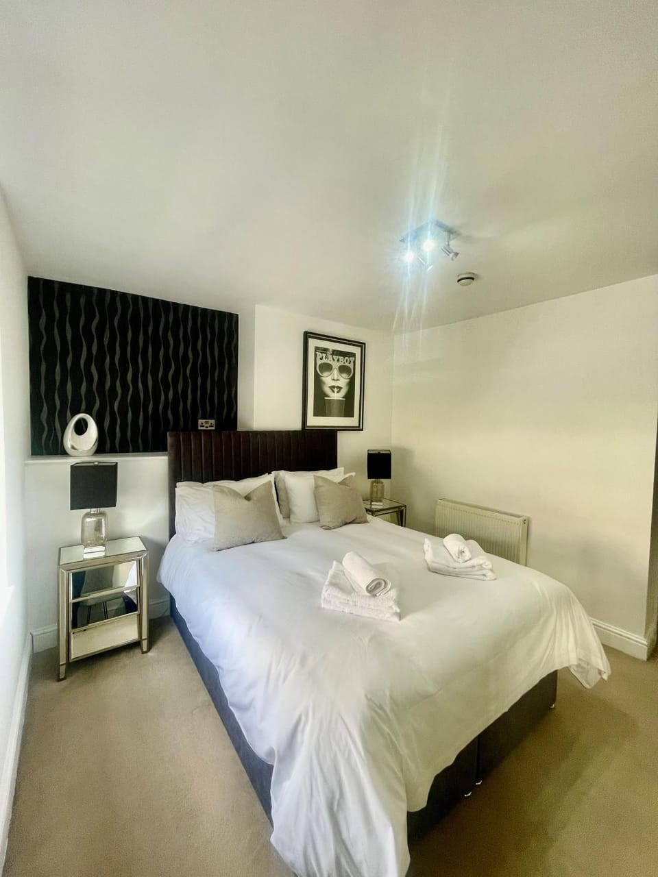Shower, Toilet, Communal lounge/ TV room, Bed, TV and multimedia, Coffee/tea facilities, Bedroom, towels