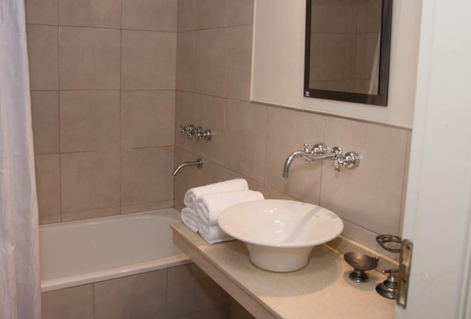Bathroom, Bath