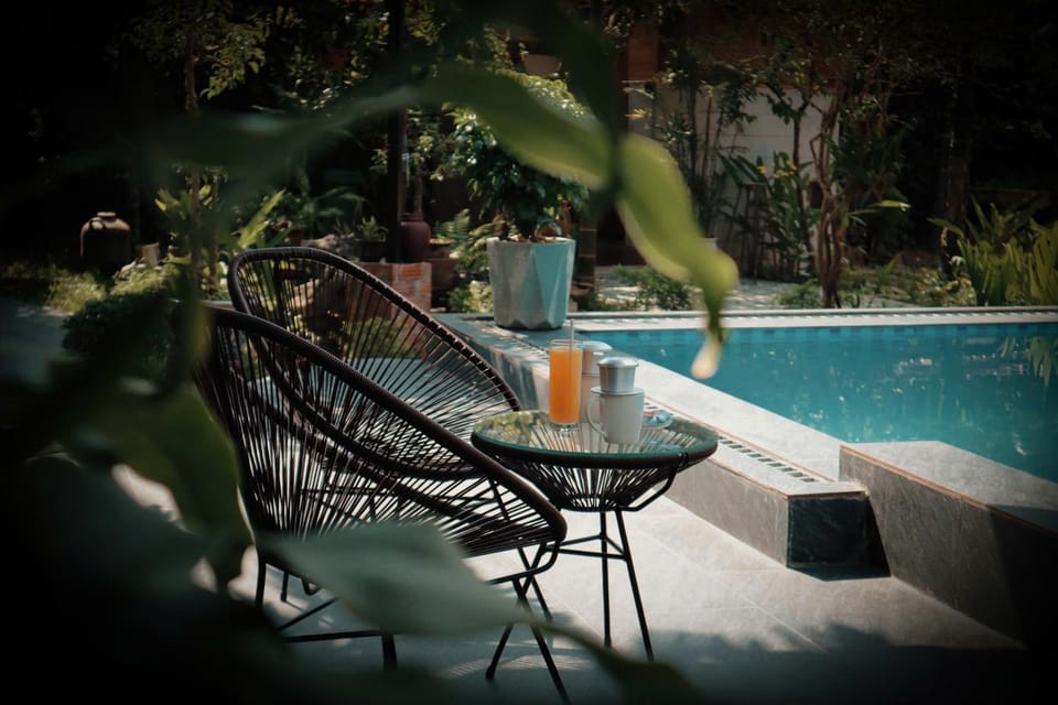 Patio, Pool view, Swimming pool, Drinks