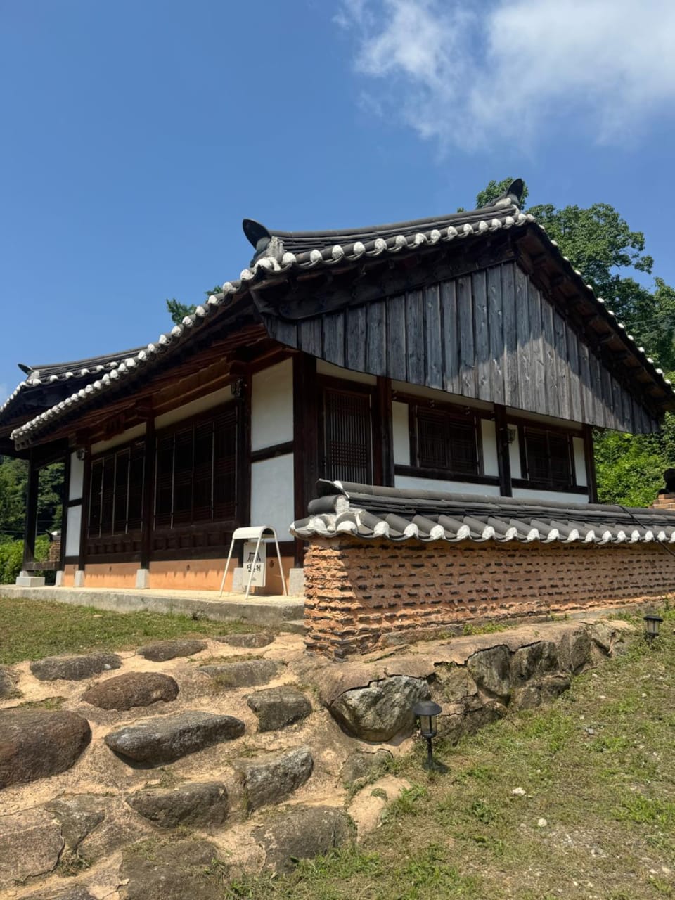 Korean Traditional House - Chungnokdang Bed and Breakfast in South Korea