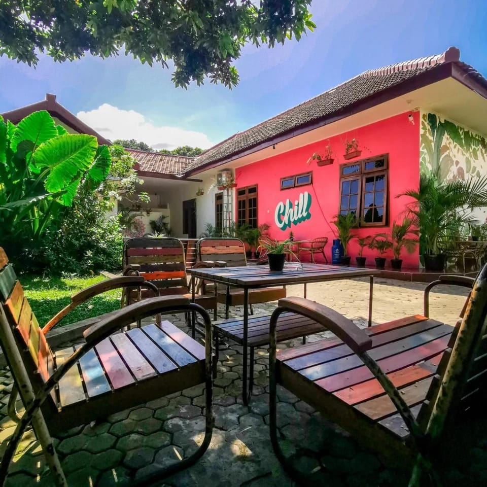 Property building, Garden, Seating area, Garden view